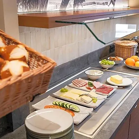 Marktplatz-hotel Ochsen 3* 埃英根